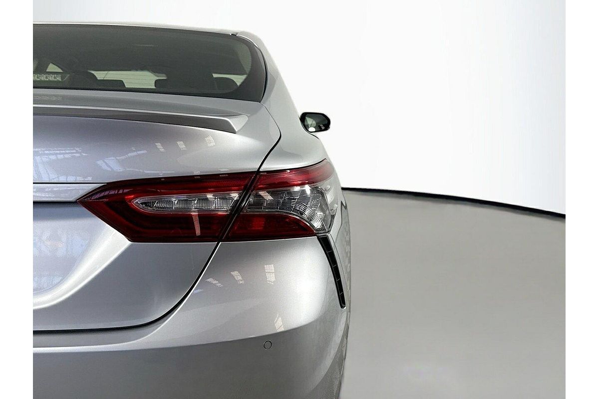 2019 Toyota Camry SX GSV70R