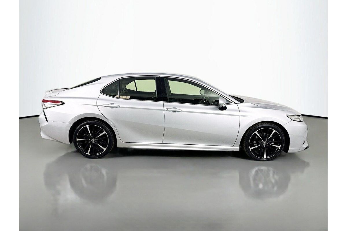 2019 Toyota Camry SX GSV70R