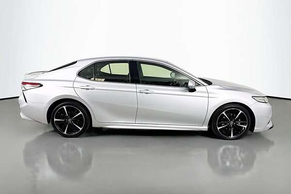 2019 Toyota Camry SX GSV70R