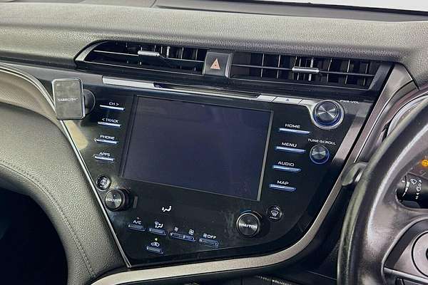 2019 Toyota Camry SX GSV70R