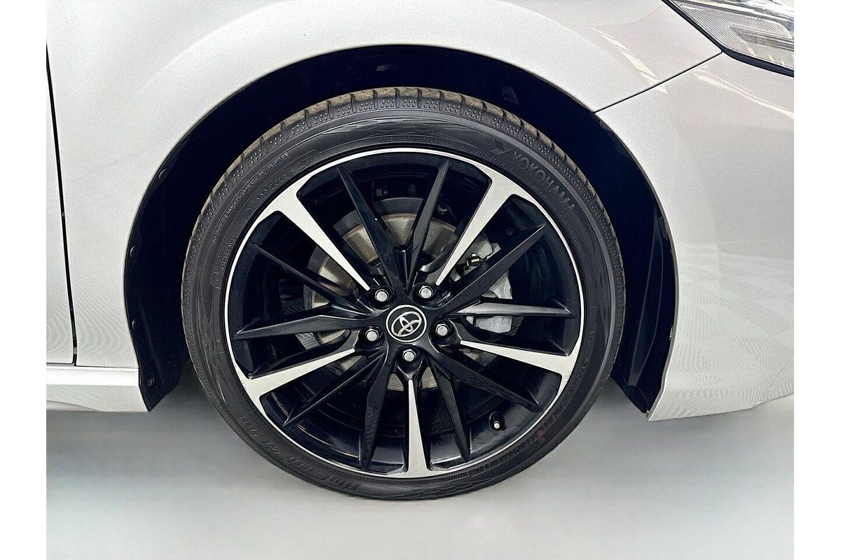 2019 Toyota Camry SX GSV70R