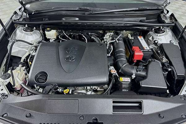 2019 Toyota Camry SX GSV70R