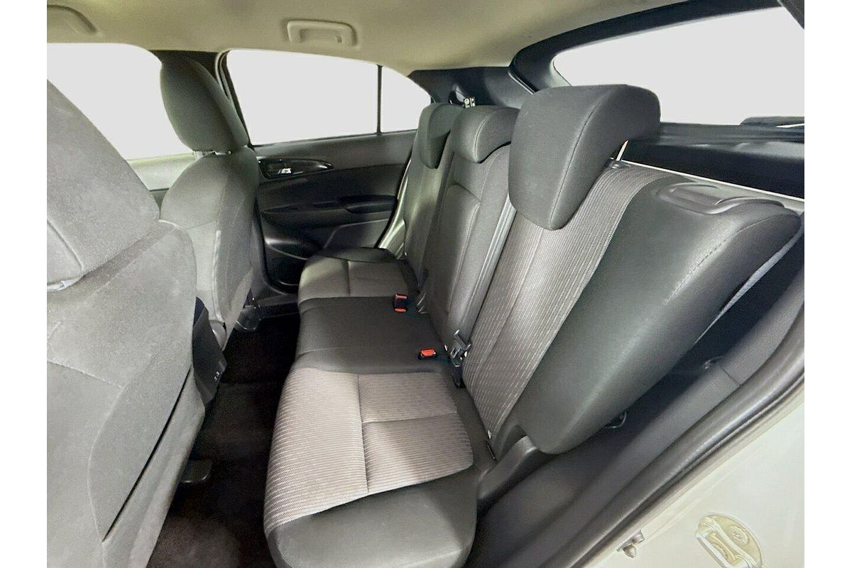 2024 Mitsubishi Eclipse Cross LS YB