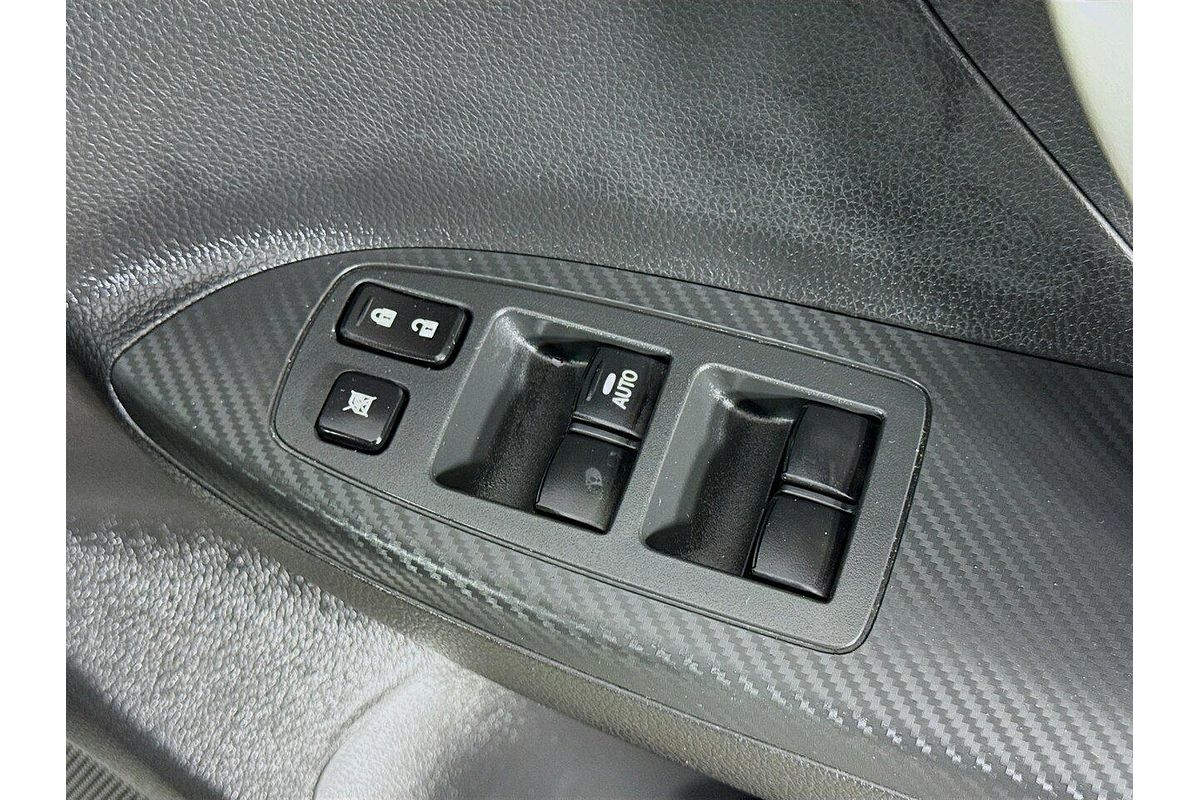 2024 Mitsubishi Eclipse Cross ES YB