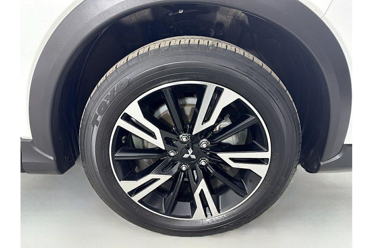 2024 Mitsubishi Eclipse Cross LS YB