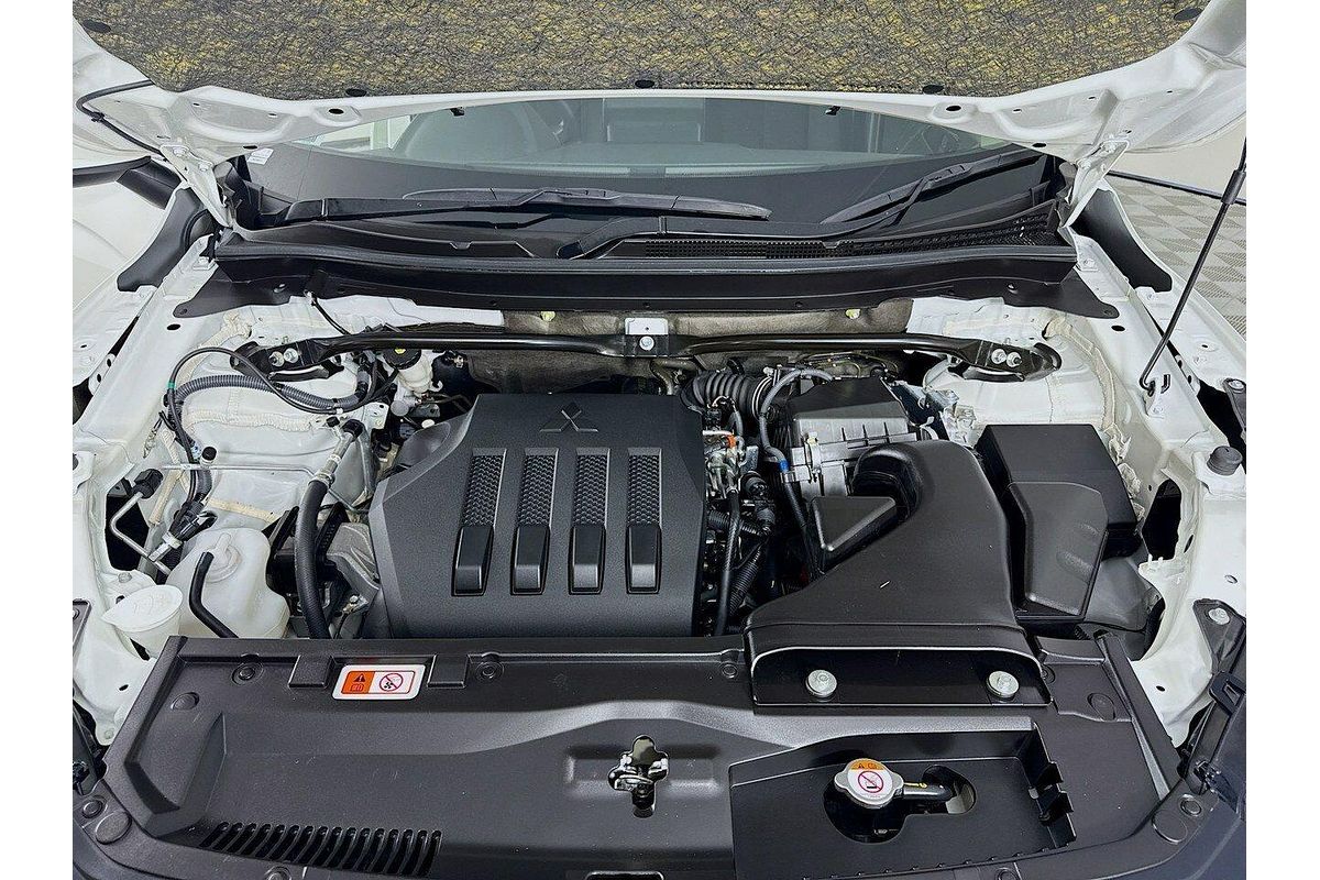 2024 Mitsubishi Eclipse Cross ES YB