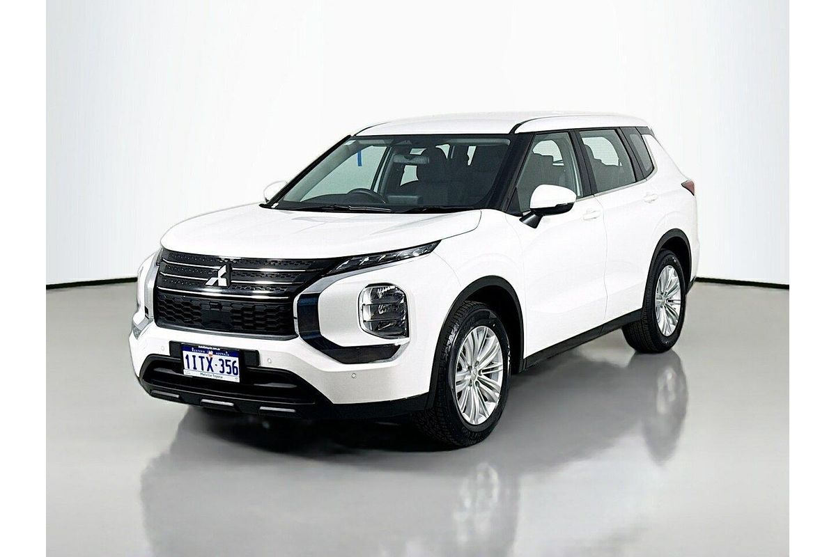 2024 Mitsubishi Outlander ES ZM