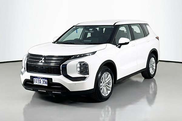 2024 Mitsubishi Outlander ES ZM