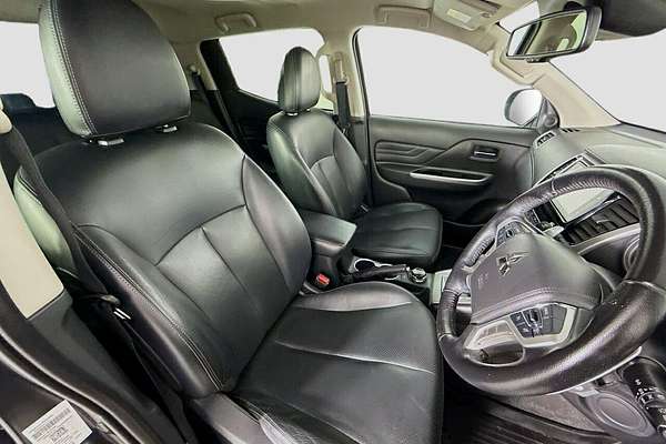 2022 Mitsubishi Triton GSR MR 4X4