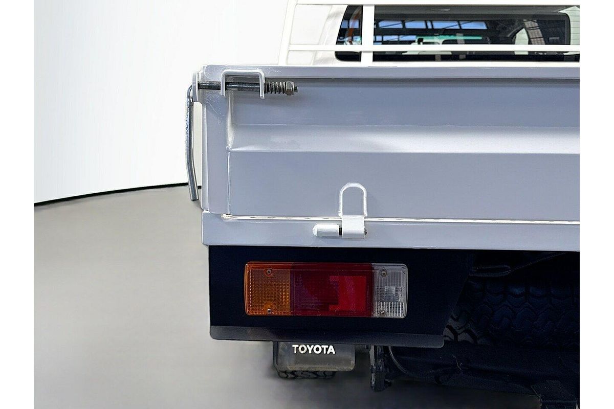 2022 Toyota Hilux SR GUN126R 4X4