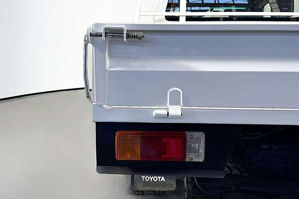 2022 Toyota Hilux SR GUN126R 4X4