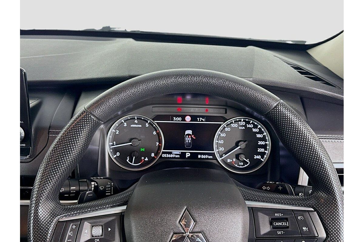 2024 Mitsubishi Outlander ES ZM