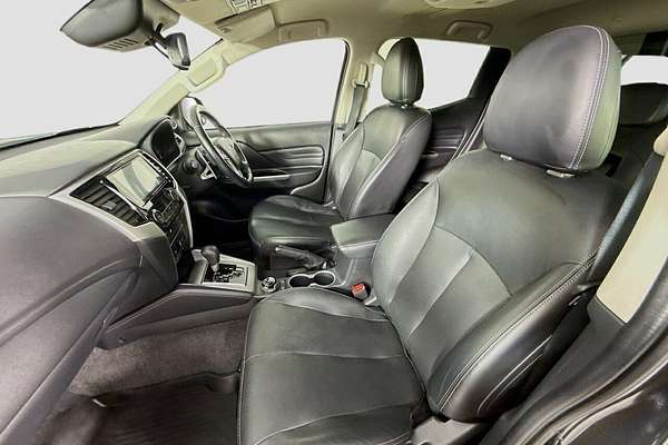 2022 Mitsubishi Triton GSR MR 4X4