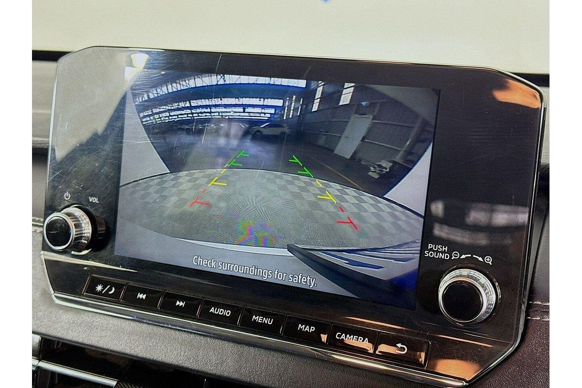 2024 Mitsubishi Outlander LS ZM