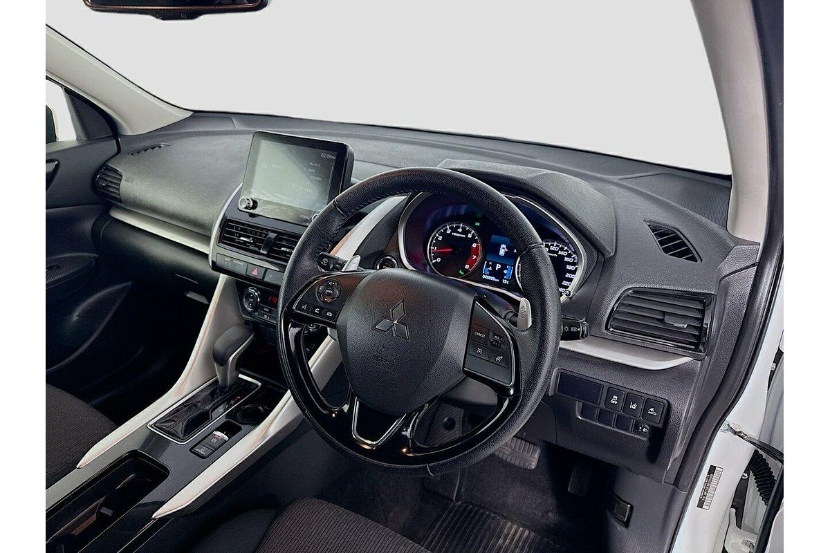 2024 Mitsubishi Eclipse Cross LS YB