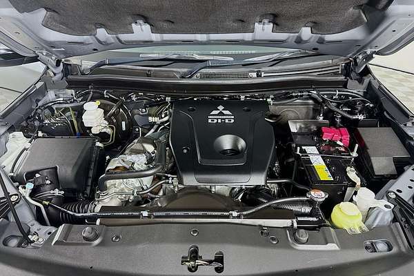 2022 Mitsubishi Triton GSR MR 4X4