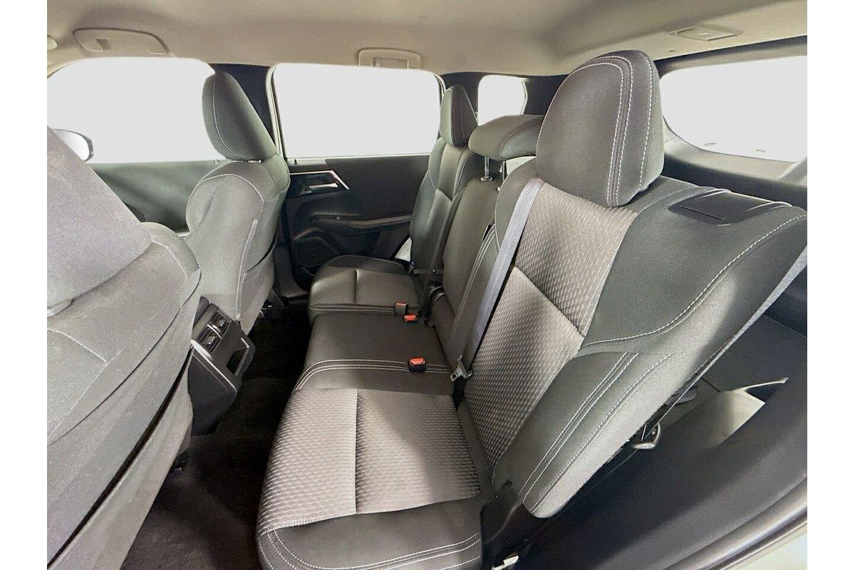 2024 Mitsubishi Outlander ES ZM