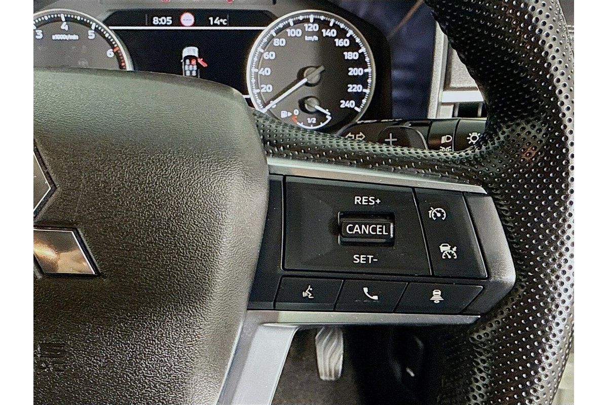 2024 Mitsubishi Outlander LS ZM