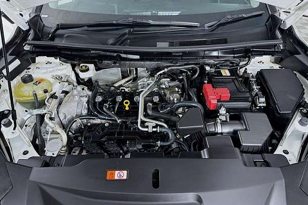 2024 Mitsubishi Outlander LS ZM