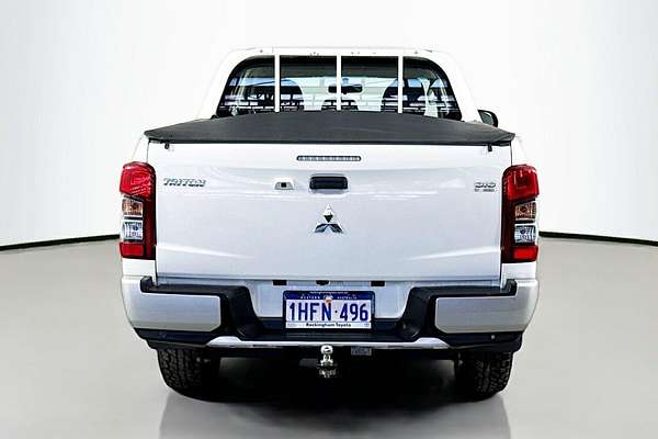 2021 Mitsubishi Triton GLX ADAS MR 4X4