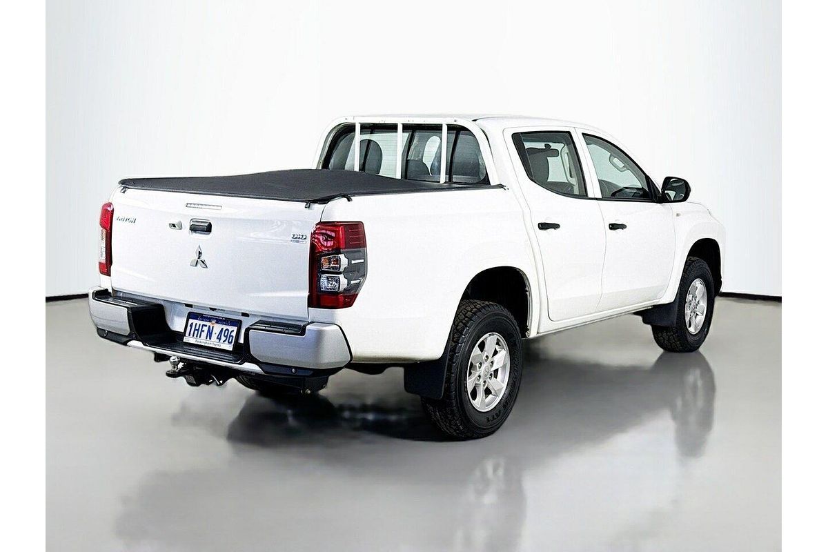 2021 Mitsubishi Triton GLX ADAS MR 4X4
