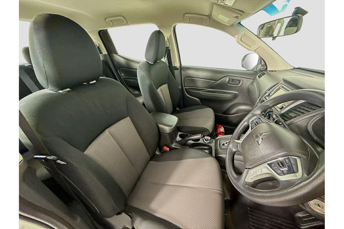 2021 Mitsubishi Triton GLX ADAS MR 4X4