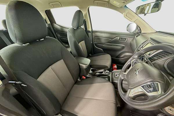 2021 Mitsubishi Triton GLX ADAS MR 4X4