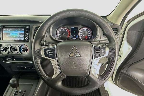 2021 Mitsubishi Triton GLX ADAS MR 4X4