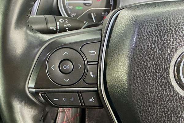 2021 Toyota Camry SL AXVH70R