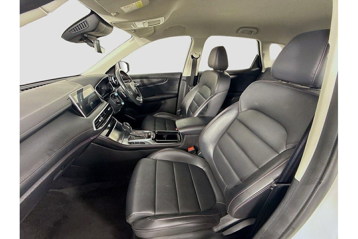 2024 MG HS Excite SAS23