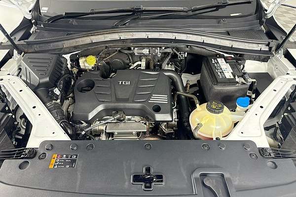 2024 MG HS Excite SAS23