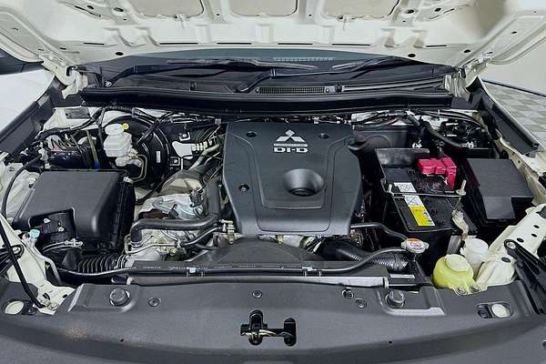 2021 Mitsubishi Triton GLX ADAS MR 4X4