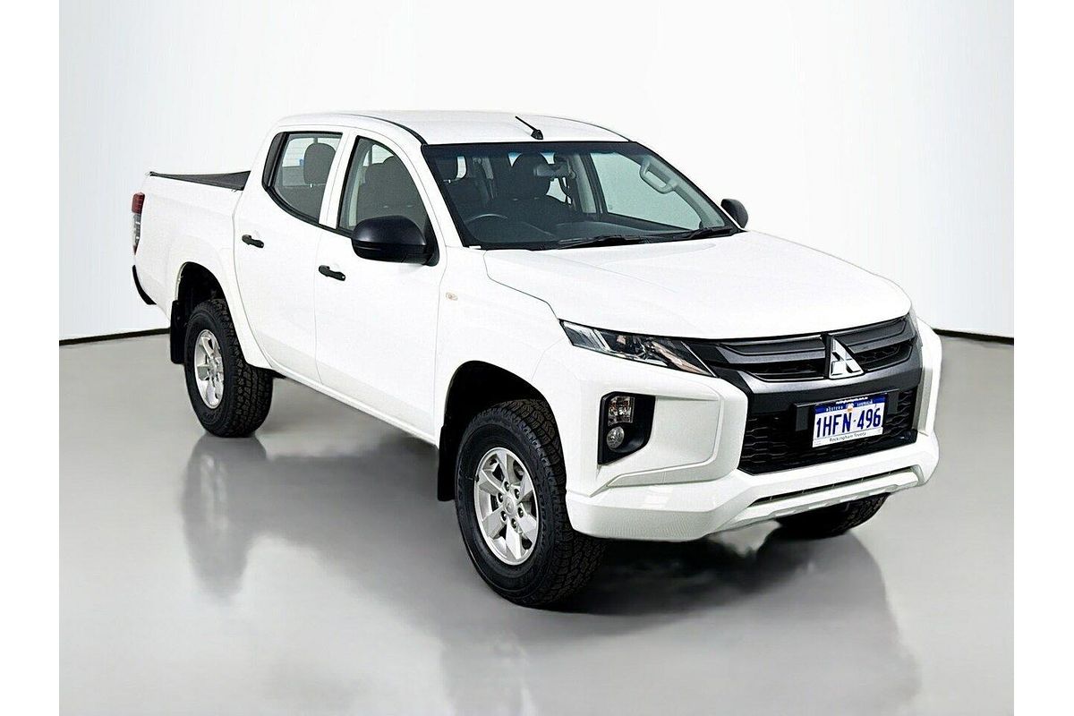 2021 Mitsubishi Triton GLX ADAS MR 4X4