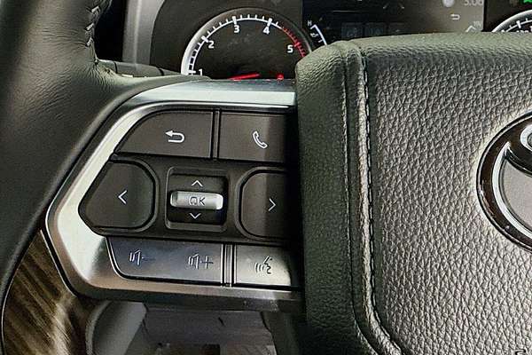 2024 Toyota Landcruiser VX FJA300R