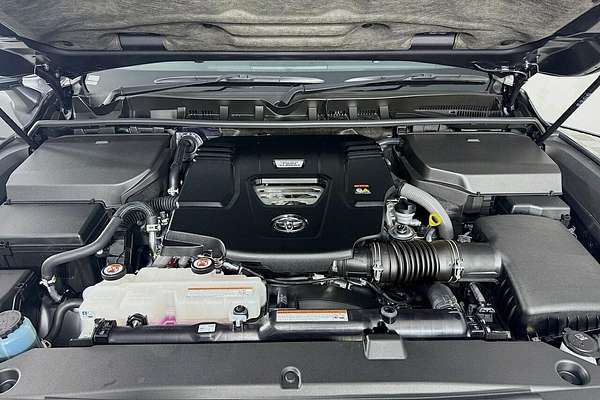 2024 Toyota Landcruiser VX FJA300R