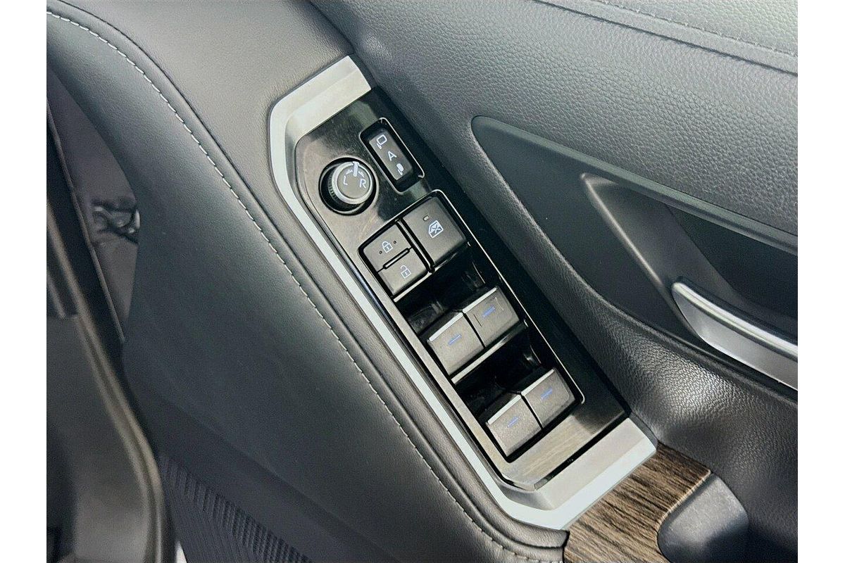 2023 Toyota Landcruiser VX FJA300R