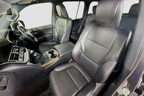 2023 Toyota Landcruiser VX FJA300R