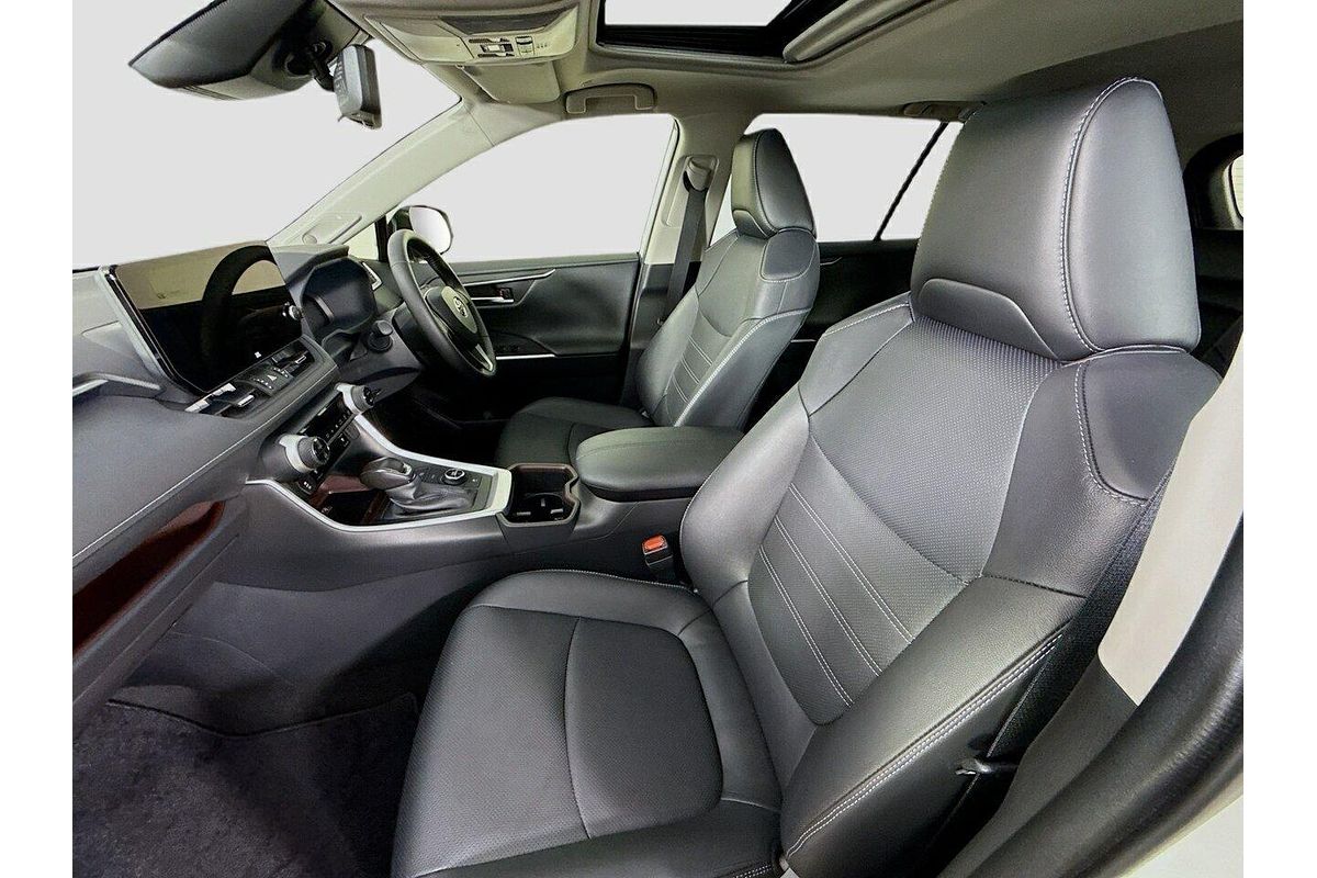 2025 Toyota RAV4 Cruiser AXAH54R