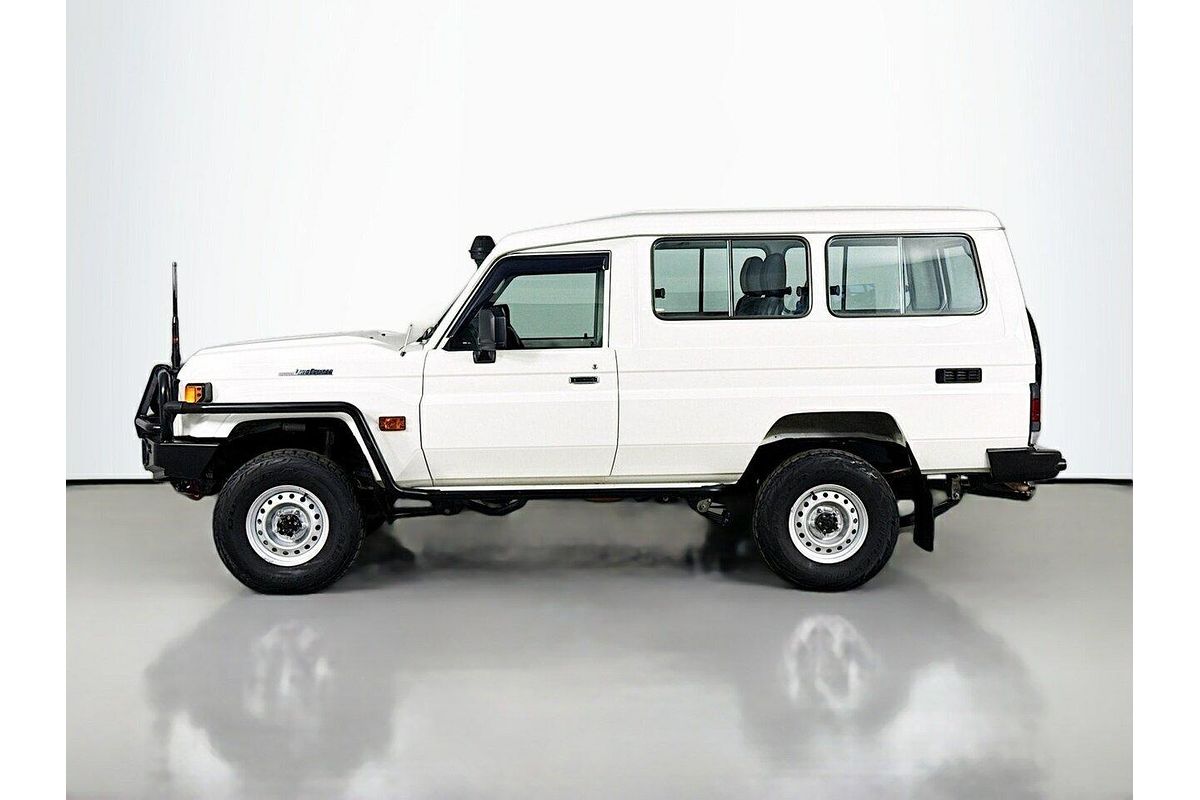 2023 Toyota Landcruiser GXL Troopcarrier VDJL78R