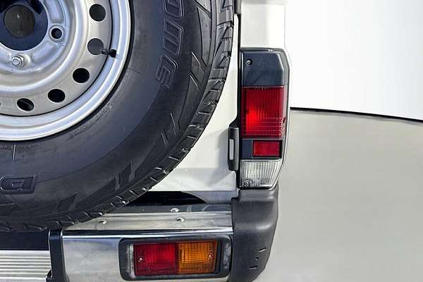 2023 Toyota Landcruiser GXL Troopcarrier VDJL78R