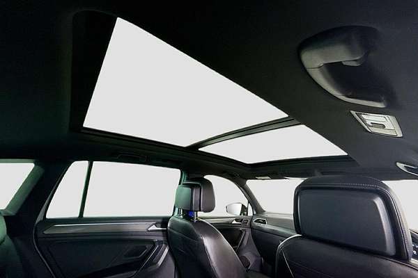 2022 Volkswagen Tiguan R 5N