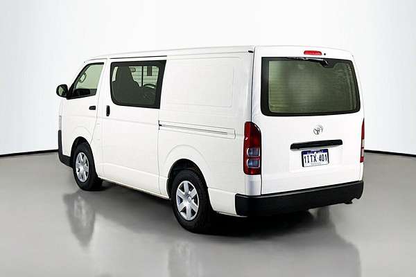 2018 Toyota Hiace TRH201R LWB