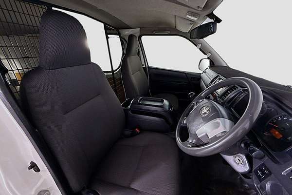 2018 Toyota Hiace TRH201R LWB