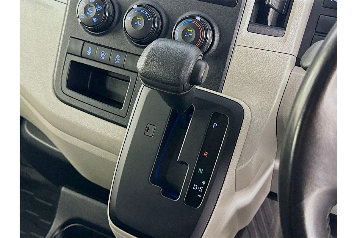 2022 Toyota Hiace GDH300R LWB