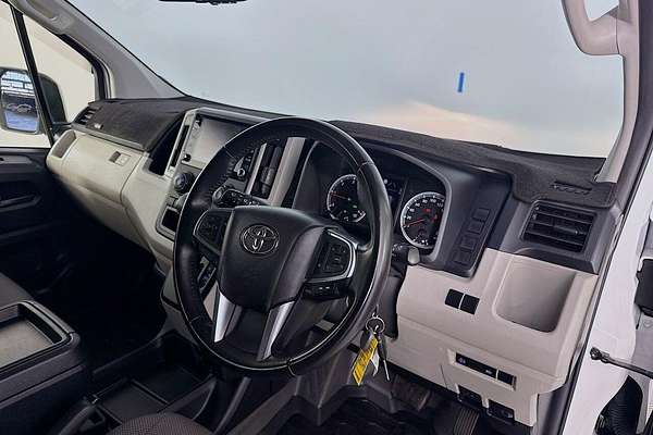 2022 Toyota Hiace GDH300R LWB