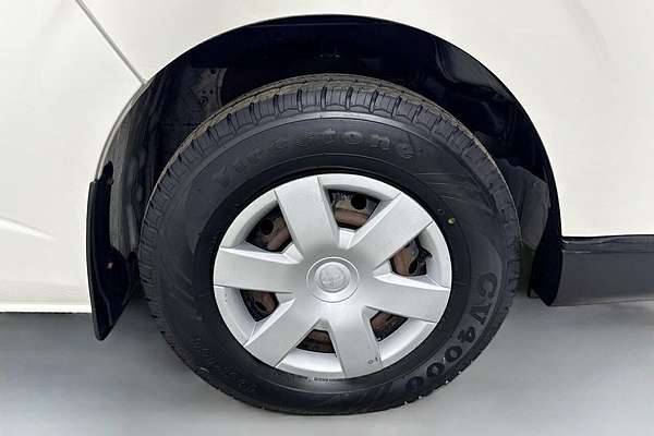 2018 Toyota Hiace TRH201R LWB