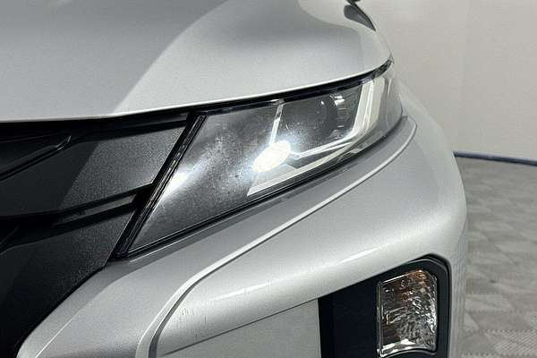 2021 Mitsubishi Triton GLX ADAS MR 4X4
