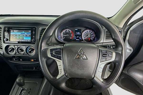 2021 Mitsubishi Triton GLX ADAS MR 4X4