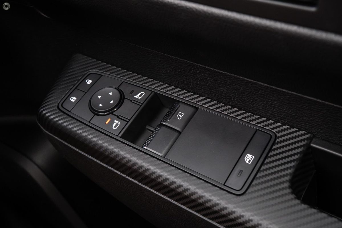 2025 Mitsubishi Triton GLX MV 4X4