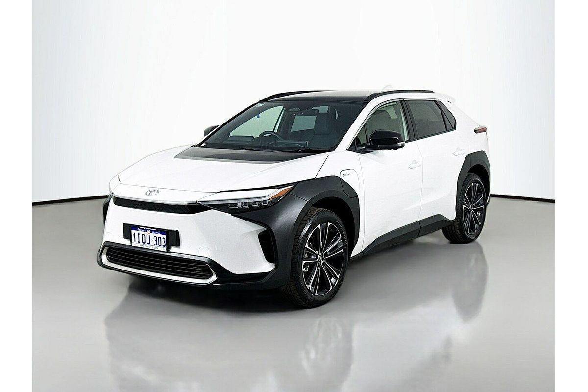 2024 Toyota bZ4X YEAM15R